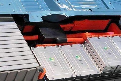 沈丘东城高价钴酸锂电池回收√索兰图电池回收√